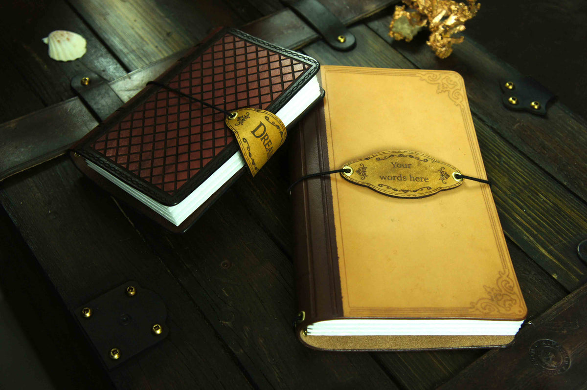 Custom vintage engraved string protector – Altguild